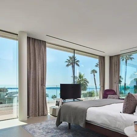 # Important Notice Before Request Read Carefully # Before Making A Reservation Request, Please Read What Is Written In My Profile Host At Bottom Of Page Otherwise Your Request Will Be Rejected # Luxury In # *