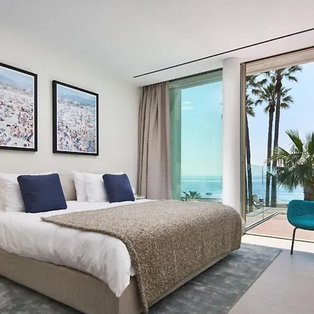 Διαμέρισμα # Important Notice Before Request Read Carefully # Before Making A Reservation Request, Please Read What Is Written In My Profile Host At Bottom Of Page Otherwise Your Request Will Be Rejected # Luxury In # *